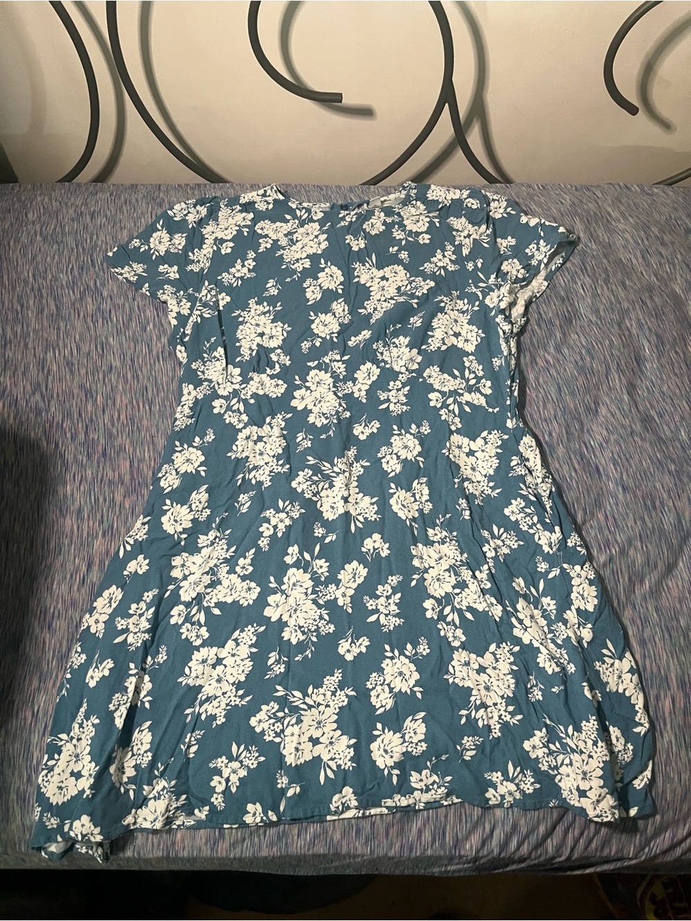 Old Navy blue and white floral dress size XL